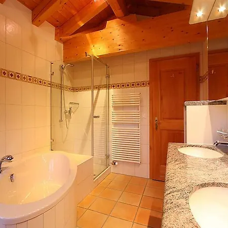 Sleeps 6 Wifi Appartement